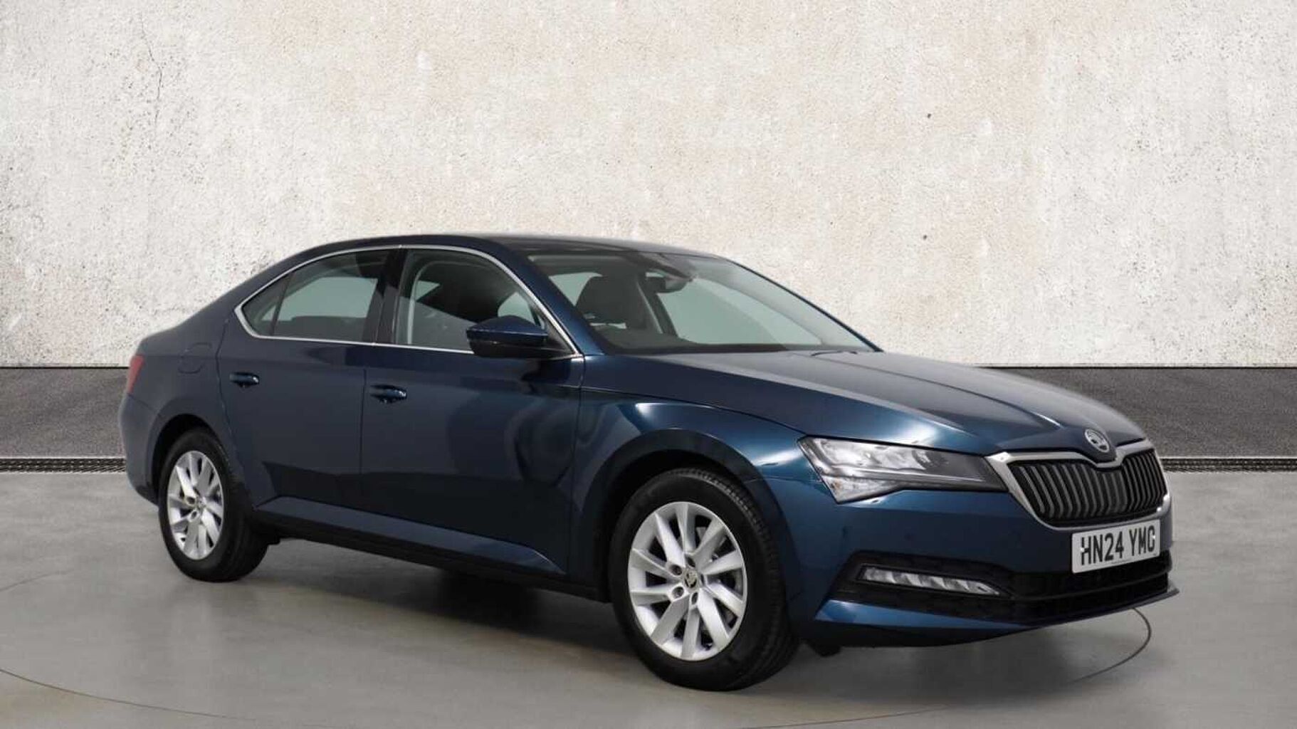 SKODA Superb 2.0 TDI SCR (150ps) SE DSG Hatchback