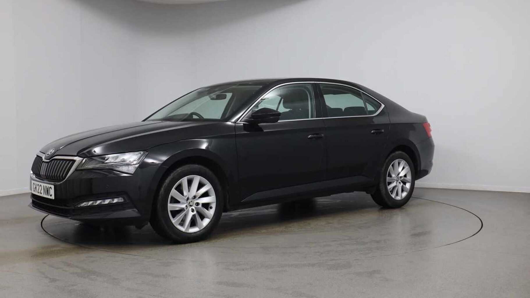 SKODA Superb 1.5 TSI (150ps) SE ACT DSG Hatchback