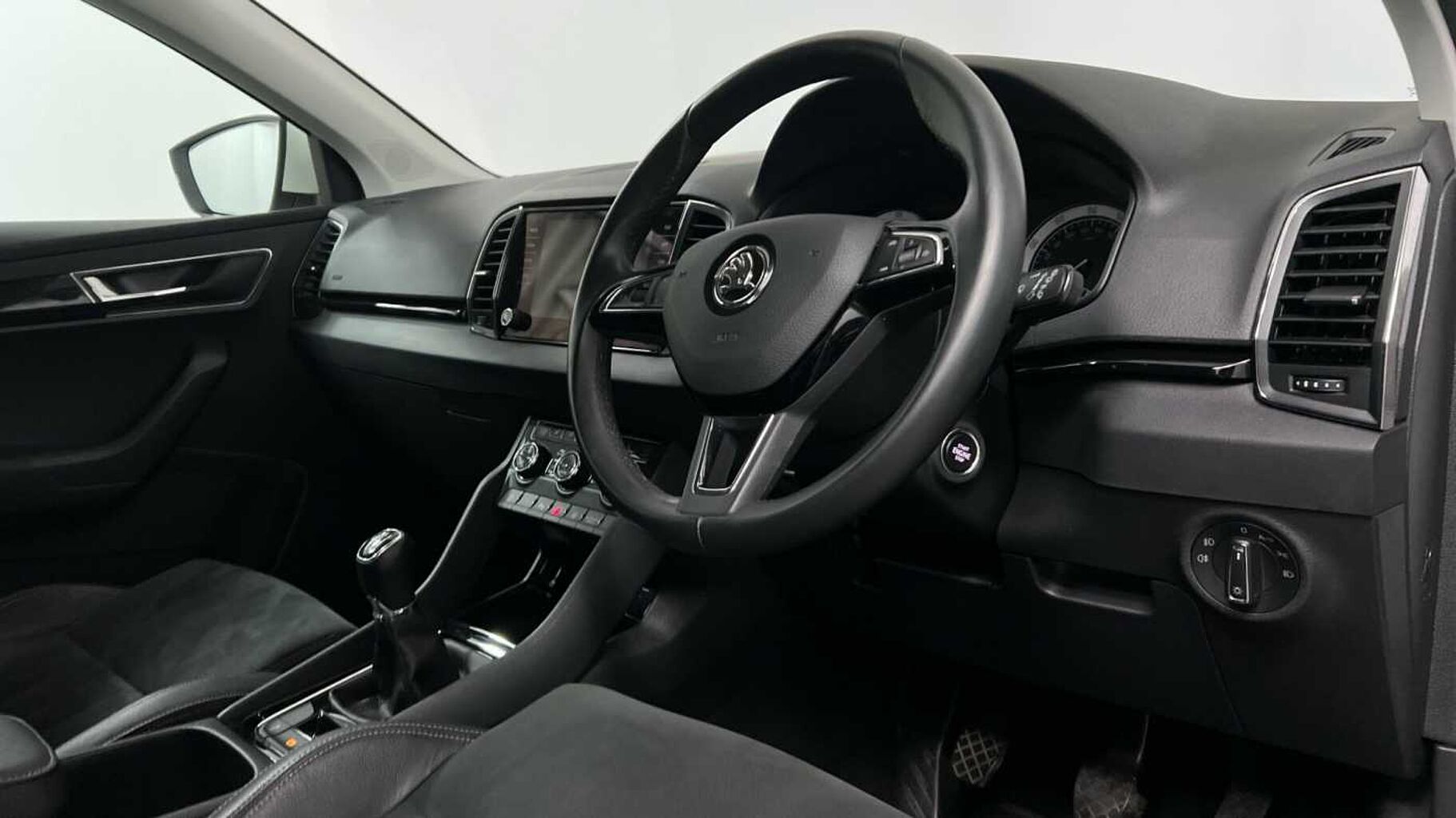 SKODA Karoq SUV 1.5 TSI (150ps) SE L ACT