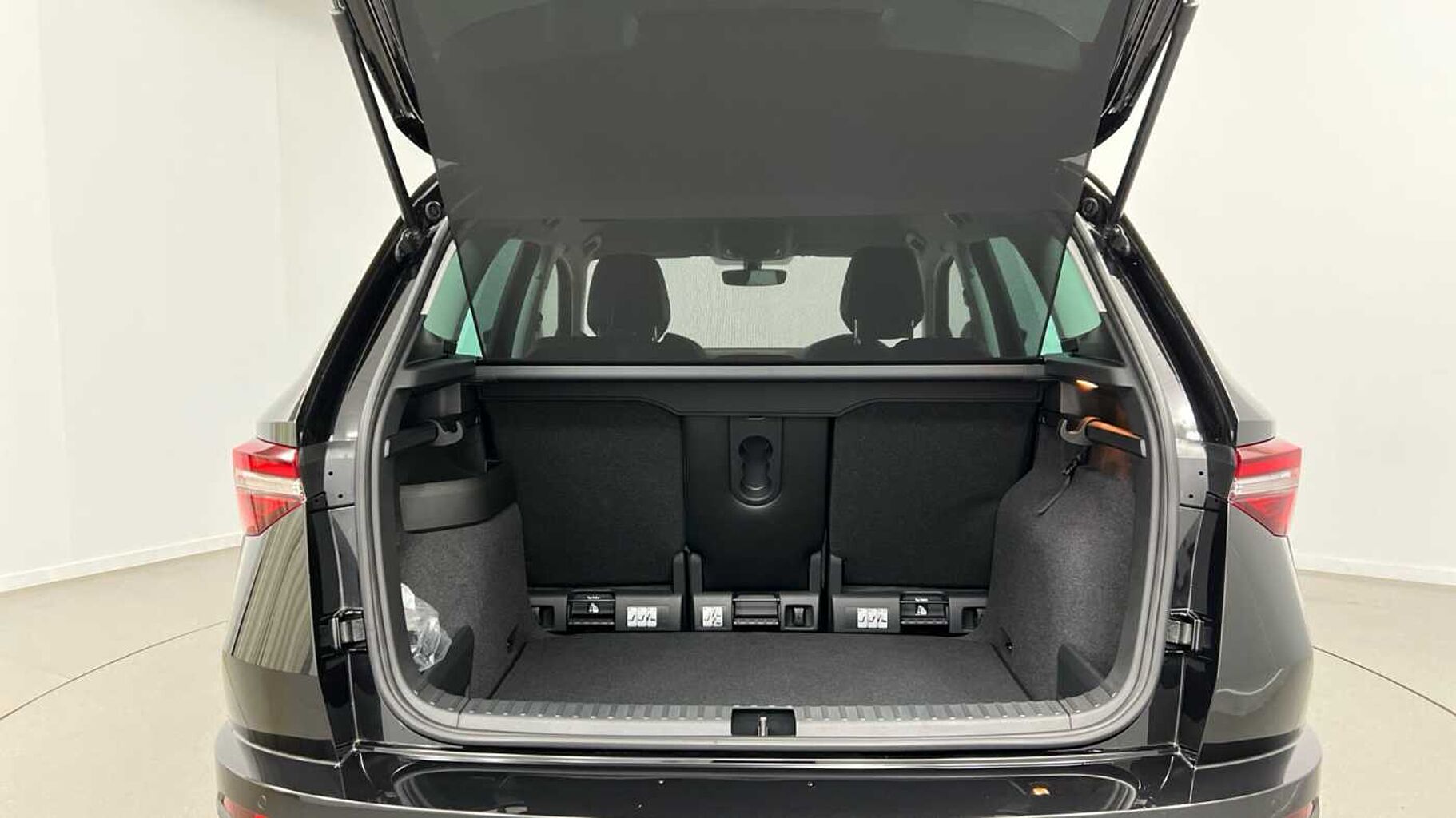 SKODA Karoq 1.0 TSI SE L SUV 5dr Petrol Manual Euro 6 (s/s) (110 ps)