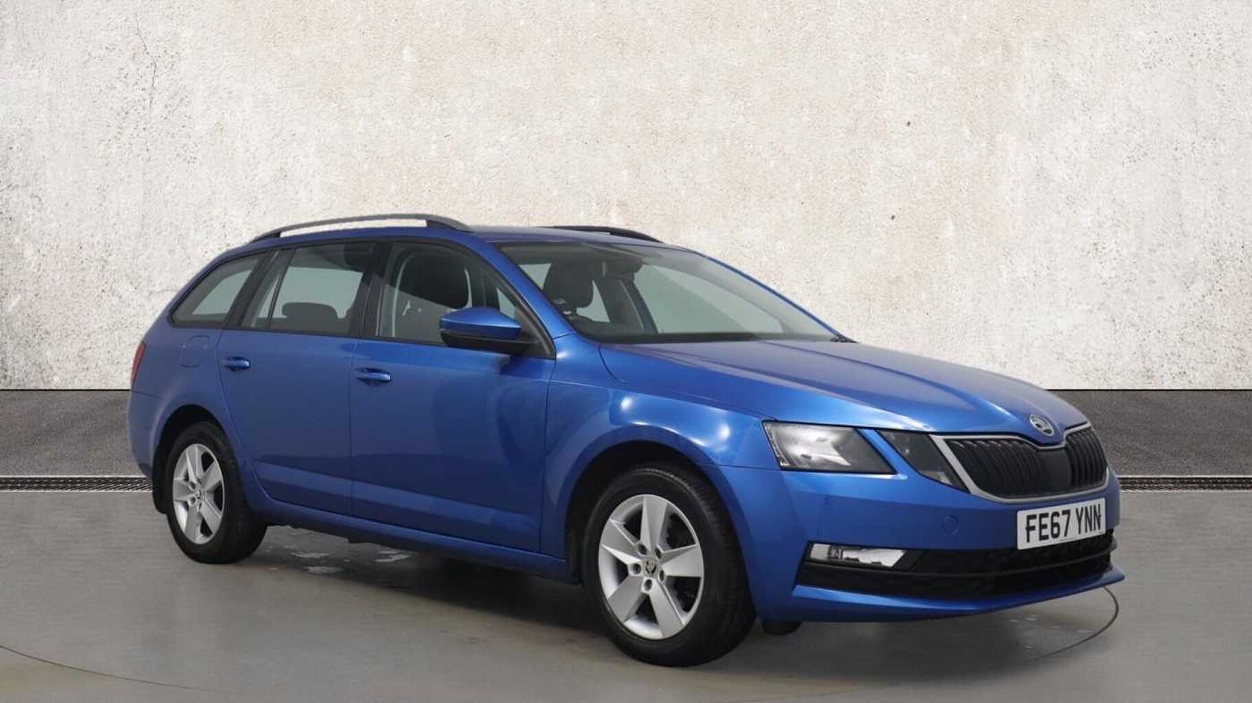 SKODA Octavia Estate (2017) 1.4 TSI (150PS) SE