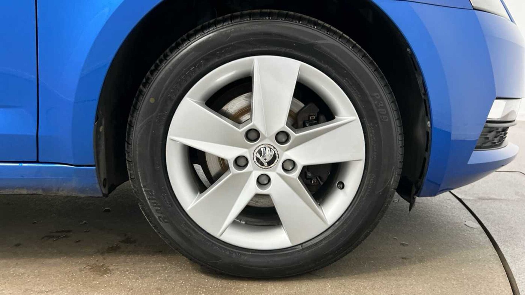 SKODA Octavia Estate (2017) 1.4 TSI (150PS) SE
