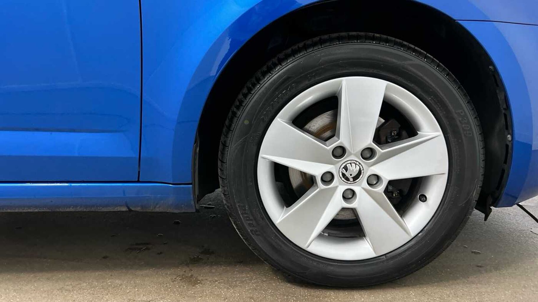SKODA Octavia Estate (2017) 1.4 TSI (150PS) SE