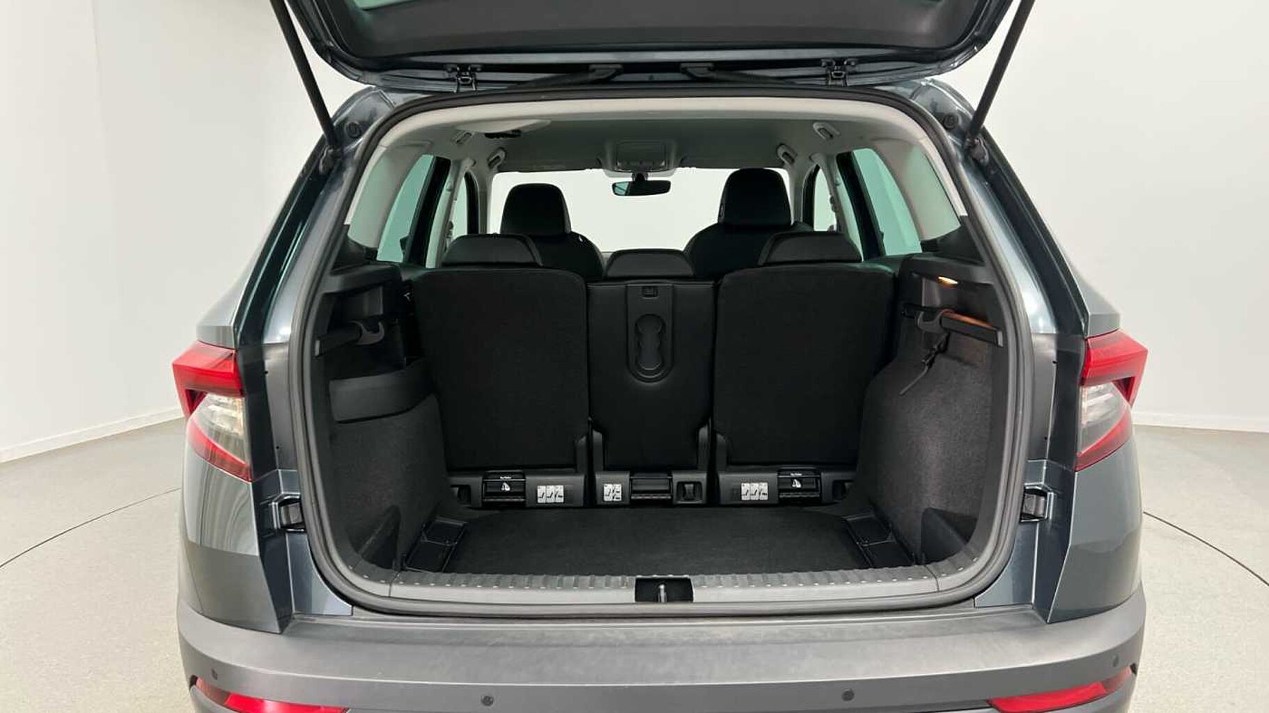 SKODA Karoq SUV 1.5 TSI (150ps) SE L ACT