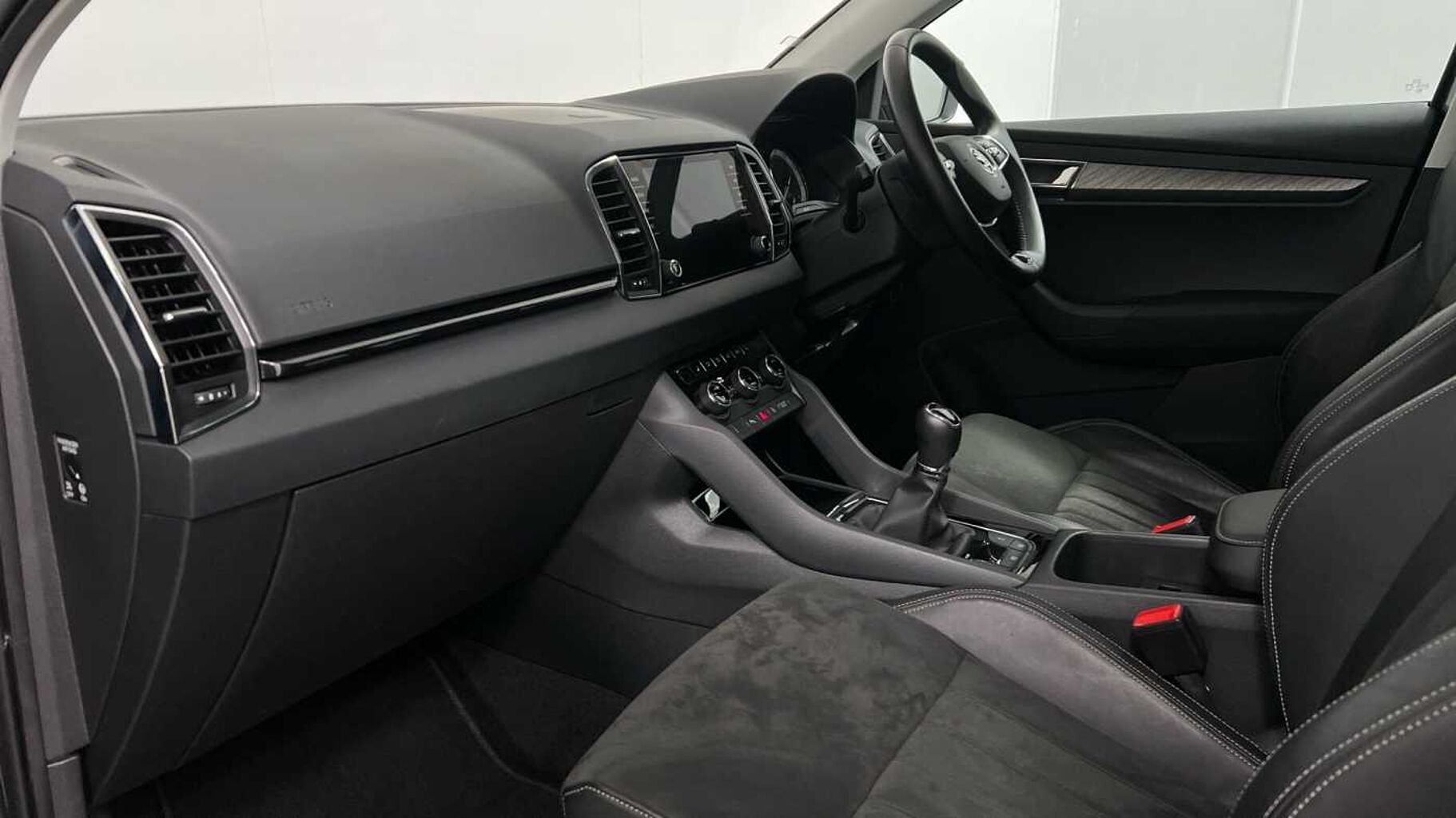SKODA Karoq 1.5 TSI ACT SE L SUV 5dr Petrol Manual Euro 6 (s/s) (150 ps)