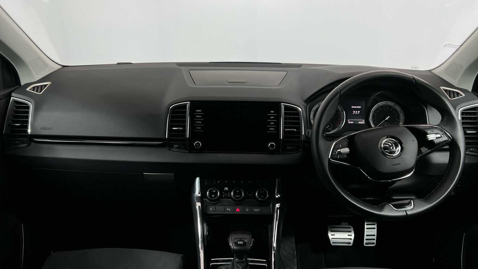 SKODA Karoq SUV 1.5 TSI (150ps) SE L ACT DSG